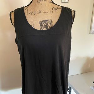 Anthropologie basic tank